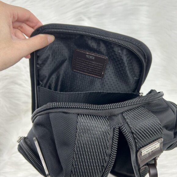 NEW Tumi Alpha Bravo Monterey Sling Shoulder Bag Black - Picture 11 of 11